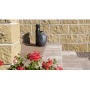 CSBLOK CSB. povrch štípaný - barva okr 1&nbsp;