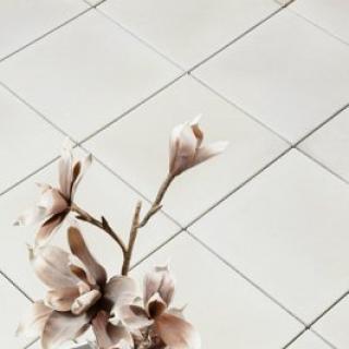 Best - Rigolo reliéfní povrch - 400X400__16_mg_9225_rigolo_bila - 