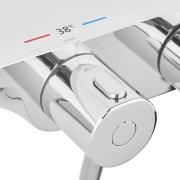 Sprchový systém SAT na stěnu s termostatickou baterií bílá/chrom SATSSTKPF1. obr. 7&nbsp;