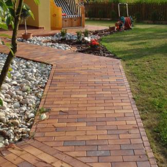 Klinker ukázky realizací - Dlažba Herbstlaub geflammt  - 