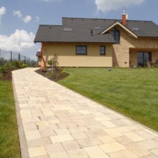 Best - Legenda I, II - 400X400__08_mg_3417_limita_karamelova - 