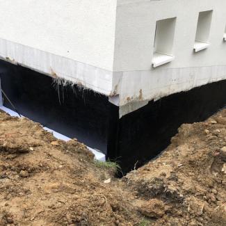 Základová izolace - obr. 5 - Izolace spodní části stavby. Základová izolace - obr. 5 - Izolace spodní části stavby.