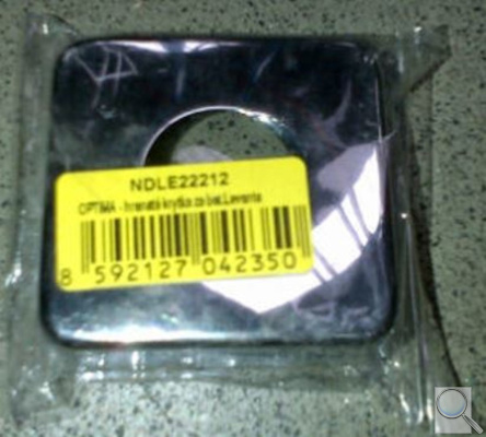 Krytka hranatá za baterii Optima Levanta NDLE22212. 