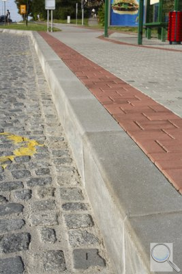 Obrubníky Kerbo, obloukové. 