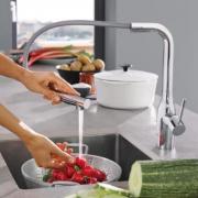 Dřezová baterie Grohe Essence New s vytahovací sprškou chrom 30270000 (obr. 3)