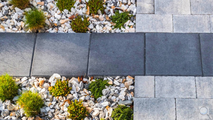 Venkovní betonová dlažba CSB FORMELA I. Povrch hladký - barva černá