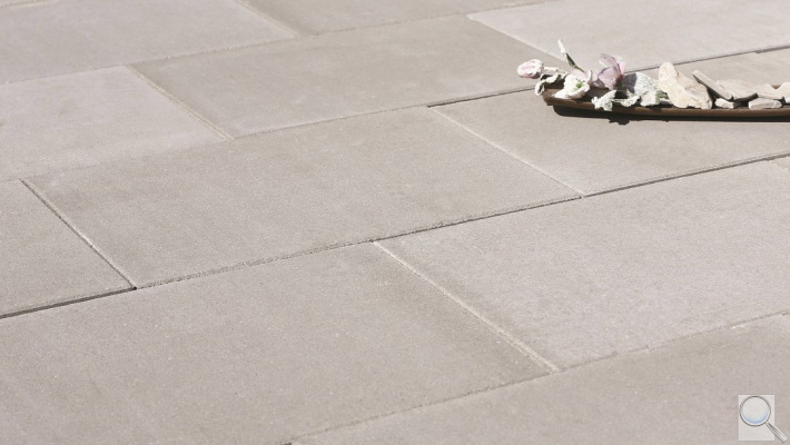 Venkovní betonová dlažba CSB FORMELA IV. Povrch HLADKÝ - barva ŠEDÁ