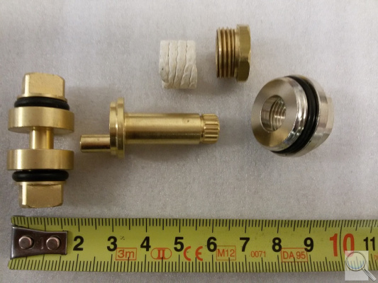 Přepínač k vodovodní baterii ZDEV016. 