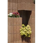 Plotové tvarovky Kaskada. Standard mezerovitá struktura karamelová