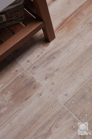Nail Wood