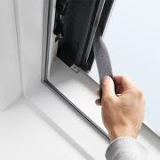 Dálkově ovládané výklopně-kyvné okno GPU - řada Premium. Jednoduché umývání&nbsp;