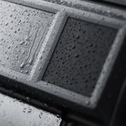 Střešní okno GLL/GLU s elektrickým nebo solárním napájením - řada Standard. Dešťový senzor 
