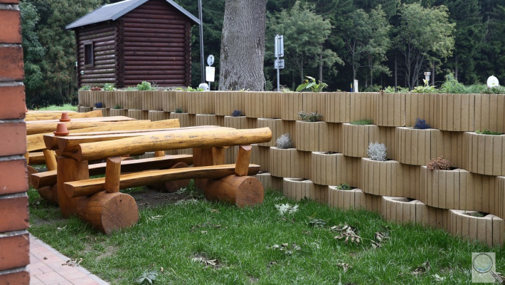 FLORETA CSB. Povrch hladký - barva šedá